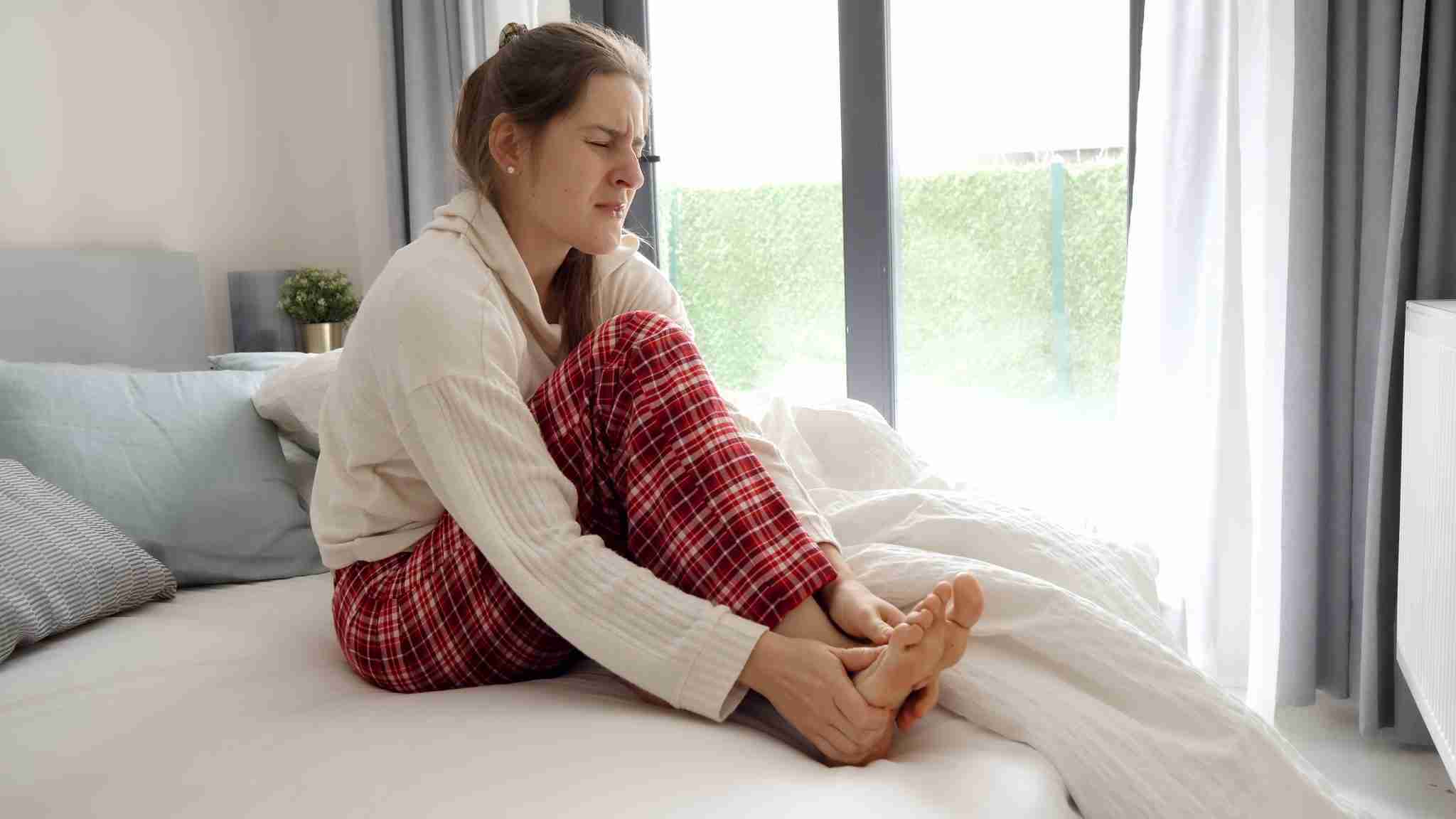 Why You Should Use Insoles for Plantar Fasciitis Foot Pain